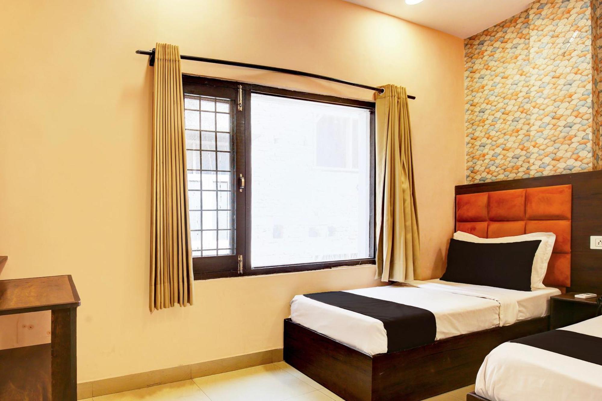 Hotel O Pink Residency 암리차르 외부 사진
